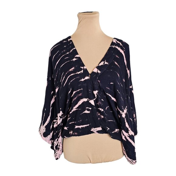 Young Fabulous & Broke Pink and Navy Blue Tie Dye Blouse Sz M - Picture 1 of 8